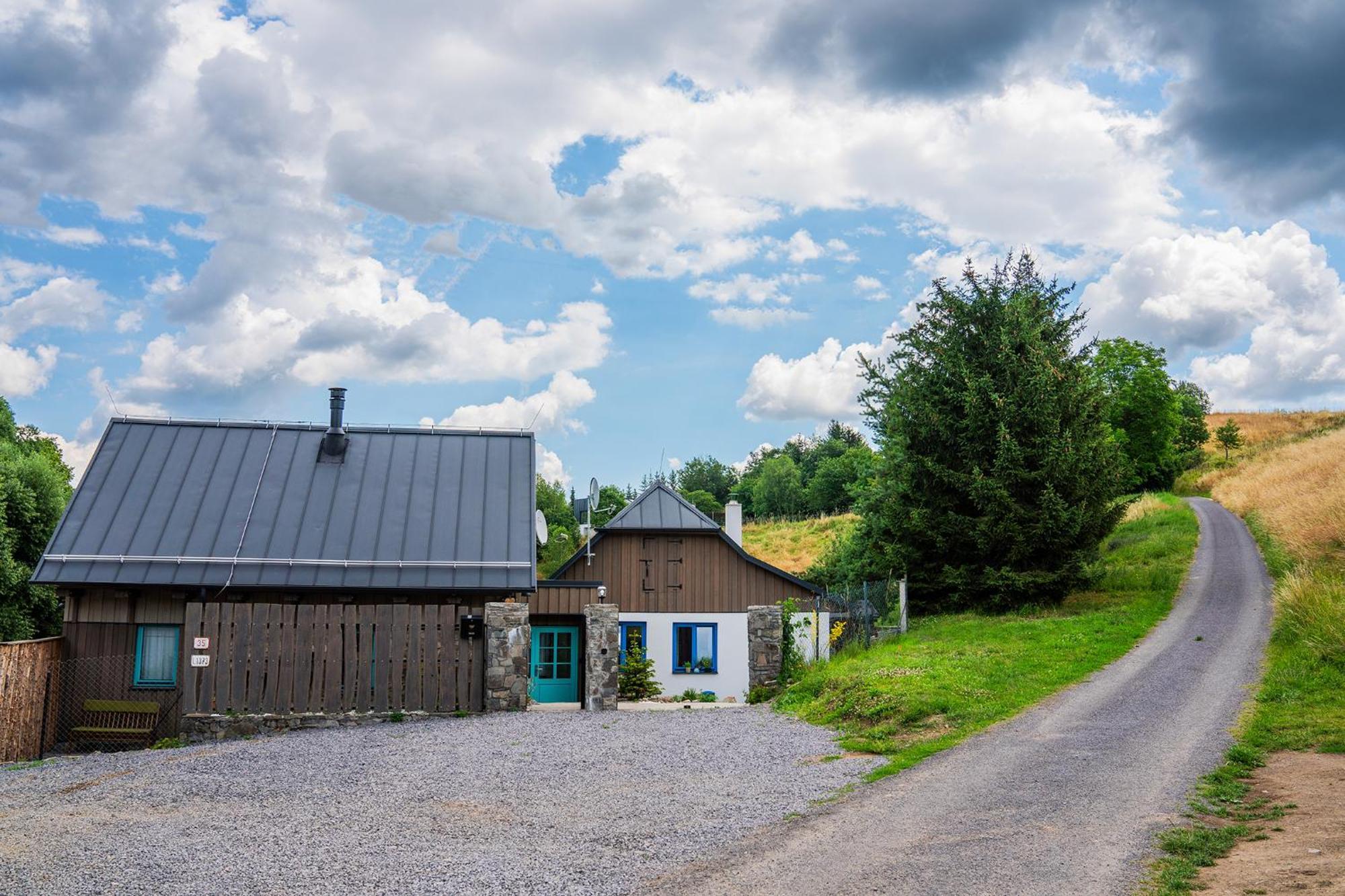 Chalupka Opal A Chalupa Achat Na Luke Lukahuta Chaletstiavnica Banska Stiavnica Na Samote - Samoobsluzny Pristup Cez Pin-Kod Nonstop מראה חיצוני תמונה